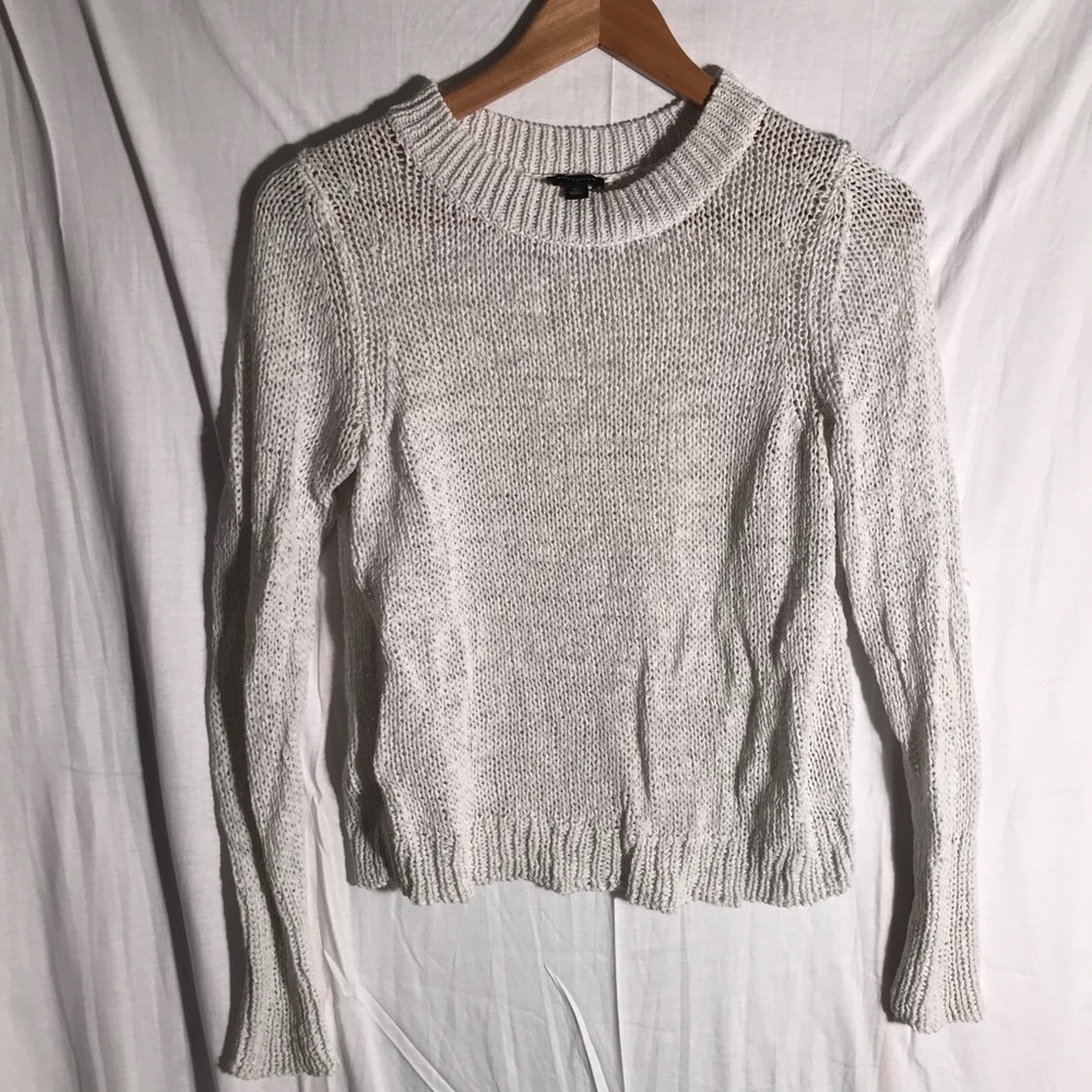 Ann Taylor XS white cotton crew neck